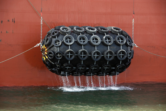 50KPa 80KPa 연쇄와 타이어 네트워크와 함께 요코하마 Pneumatic 고무 펜더