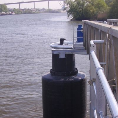 바다 EVA 범퍼 도킹을 위한 고에너지 흡수 BV 도넛 구조망