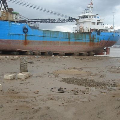 해양 떠있는 고무 에어백이 중국에서 만든 자연적 고무 롤러 가방에 착수하여 운반하세요